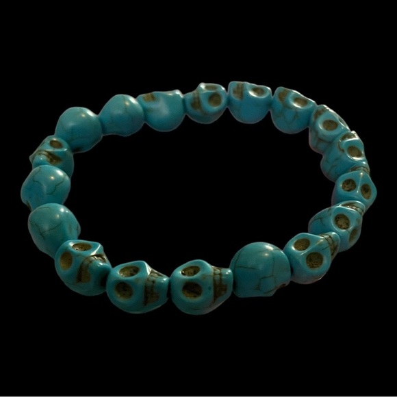 Blue Turquoise Skull Beaded Bracelet - Picture 3 of 3